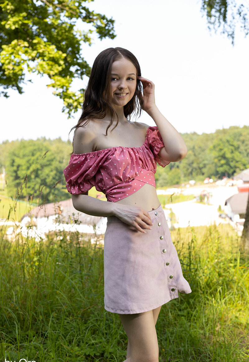 Ника, 24